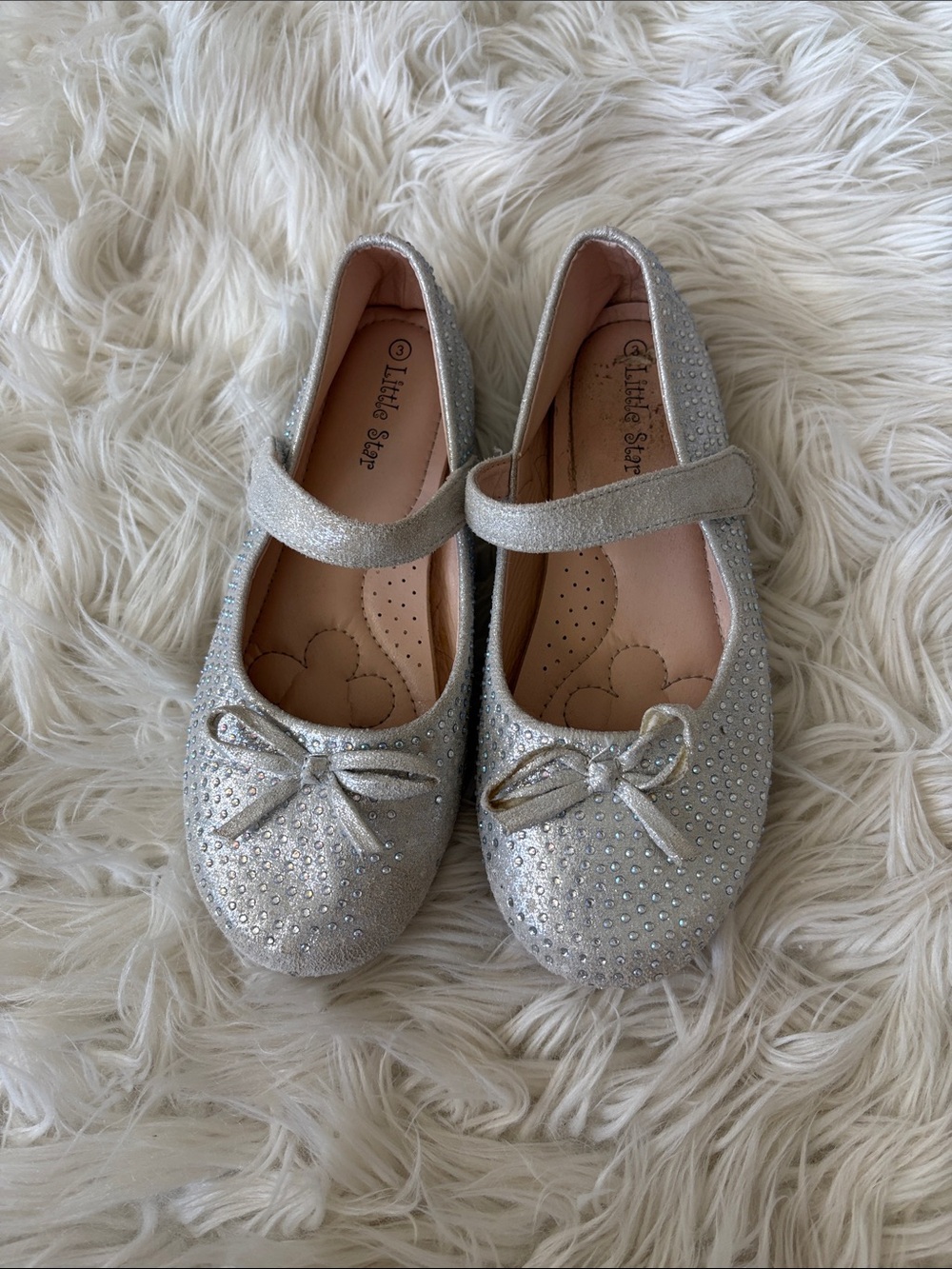 Silver Glitter Mary Jane Dress Shoes for Kids